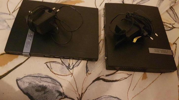 Pc, Computers en Software, Pc- en Netwerkkabels, Zo goed als nieuw, Ophalen