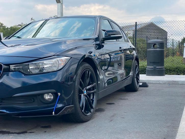 318 d, Auto's, BMW, Bedrijf, 3 Reeks, Bluetooth, Diesel, Euro 6, Berline, Handgeschakeld, Blauw, Zwart, Leder, Ophalen