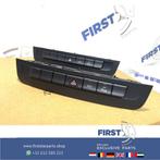 A2469051501 radio knoppen alarmlicht schakelaar Mercedes A B, Utilisé, -, -, Enlèvement ou Envoi