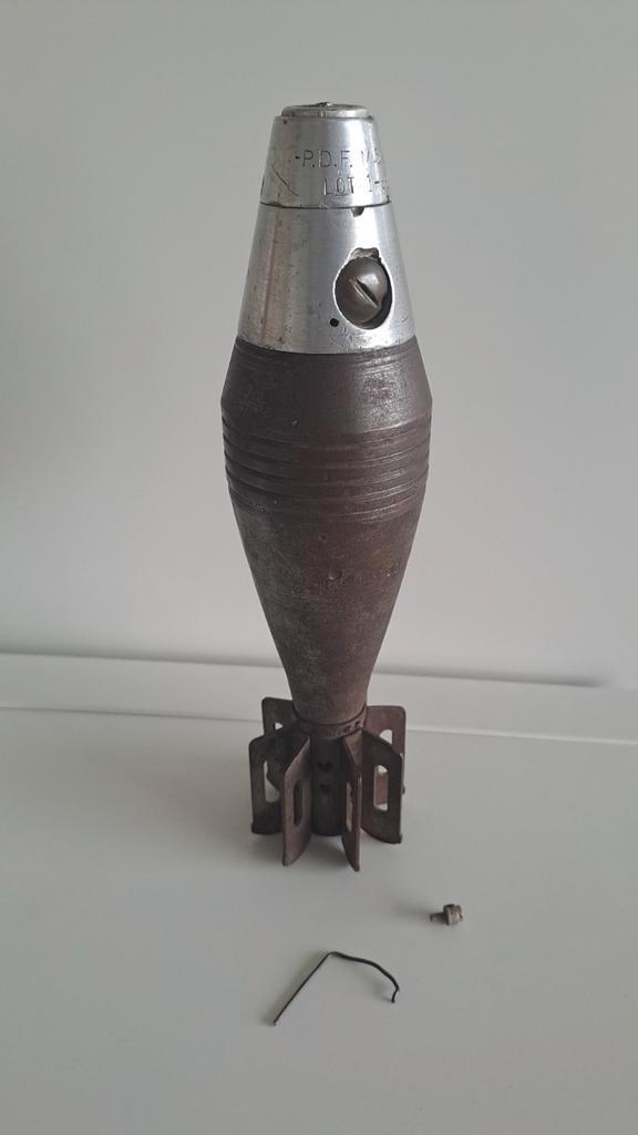Amerikaanse 60mm mortier 1942 inert, Verzamelen, Militaria | Tweede Wereldoorlog, Verzenden