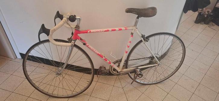 F.MOSER Vélo de course excellent état 1993, Vélos & Vélomoteurs, Vélos | Vélos de course, Comme neuf, Hommes, Autres marques, Enlèvement
