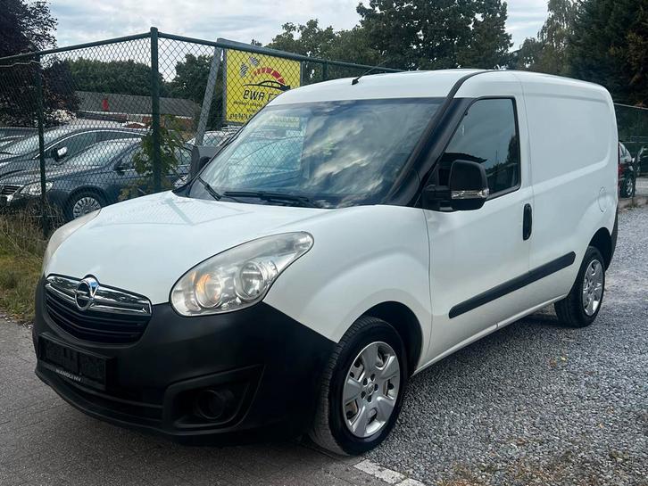 Opel Combo 1.3 diesel bj 2013 km 145000, Auto's, Opel, Bedrijf, Te koop, Overige modellen, ABS, Airbags, Airconditioning, Bluetooth