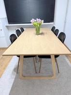 Prachtige Scandinavische Eettafel 6 Zwarte Designstoelen, Ophalen, Gebruikt