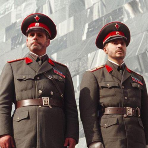 Le Mage du Kremlin - théâtre Le Public 1210 Brussel - 7 mei, Tickets en Kaartjes, Theater | Toneel, Dans en Opera, Drie personen of meer
