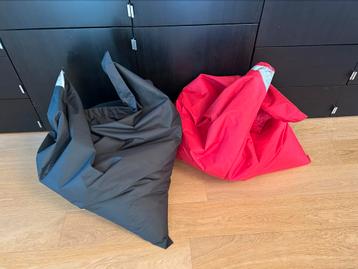 2 zitzakken model Try Angle merk Sit on it  beschikbaar voor biedingen