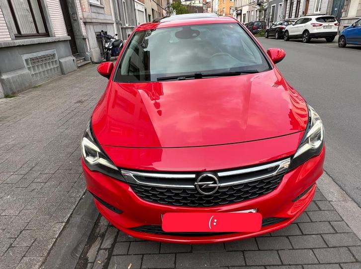 Opel Astra 2016 Full option avec carnet d’entretien, Auto's, Opel, Particulier, Astra, Open dak, Benzine, Euro 6, Handgeschakeld