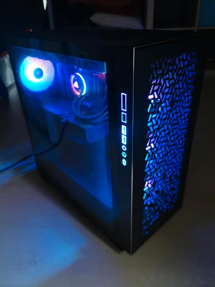 custom gaming pc + (schermen info stuur bericht), Computers en Software, Desktop Pc's, Nieuw, 4 Ghz of meer, SSD, 16 GB, Met videokaart