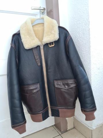 Veste mouton retourné neuf Taille M 300€ beschikbaar voor biedingen