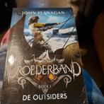 John Flanagan - De outsiders, Ophalen of Verzenden, Zo goed als nieuw, John Flanagan