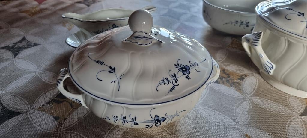 Service Villeroy & Boch Vieux Luxembourg, Antiquités & Art, Antiquités | Services (vaisselle) complet, Enlèvement