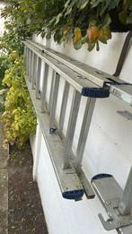 Aluminium uitschuifbare ladder 3-delig, Ophalen, Zo goed als nieuw, Ladder