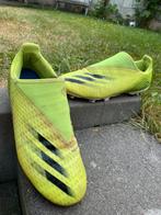 Voetbalschoenen adidas 45 en 1/3, Sport en Fitness, Voetbal, Ophalen of Verzenden, Gebruikt, Schoenen