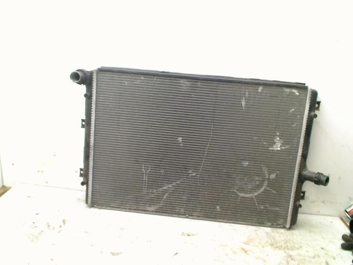 RADIATEUR Volkswagen Golf VI (5K1) (1K0121251AB), Auto-onderdelen, Airco en Verwarming, Volkswagen, Gebruikt