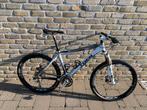 Merk Trek, kleur bruchedPewter/ pearl white, 18.5’’,, Fietsen en Brommers, Fietsen | Mountainbikes en ATB, Ophalen, Gebruikt, Hardtail