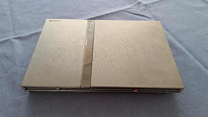 PlayStation 2 Slim met Matrix-chip + accessoires, Games en Spelcomputers, Spelcomputers | Sony PlayStation 2, Gebruikt, Slim, Zwart