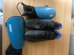 Voetbalsschoenen en scheenlappen, Sport en Fitness, Ophalen, Gebruikt, Schoenen