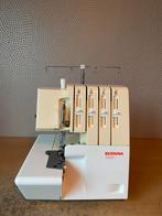 LOCKMACHINE BERNINA 700D 2/3/4 DRAADS IN NETTE STAAT, Hobby en Vrije tijd, Naaimachines en Toebehoren, Ophalen of Verzenden, Lockmachine