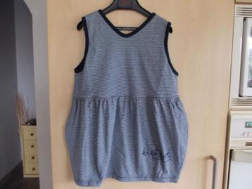 Kleed Kiekeboe.  Maat 110-116. beschikbaar voor biedingen