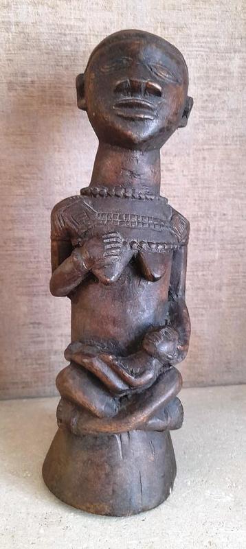 tribal kunst Afrika Congo DRC zwangerschaps pemba phemba beschikbaar voor biedingen