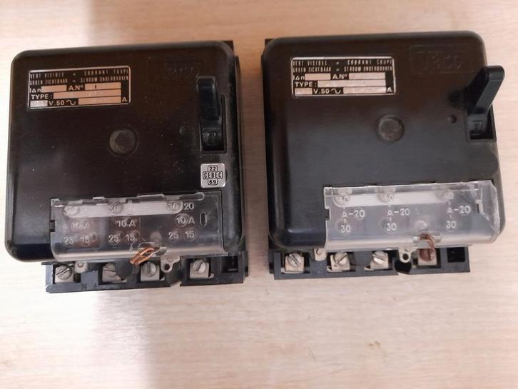 TECO hoofdschakelaar 4 polig  vintage, Doe-het-zelf en Bouw, Elektriciteit en Kabels, Ophalen of Verzenden