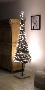 Moderne, uit takken gemaakte kerstboom met lichtjes, Nieuw, Ophalen