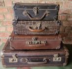 lot de 4 valises enciennes diférentes, Enlèvement ou Envoi, Autres, Vêtements ou Chaussures