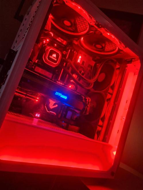i7 8086k Gigabyte Z370 32 GB RTX 11 GB / RGB, Computers en Software, Desktop Pc's, Zo goed als nieuw, 4 Ghz of meer, HDD, SSD