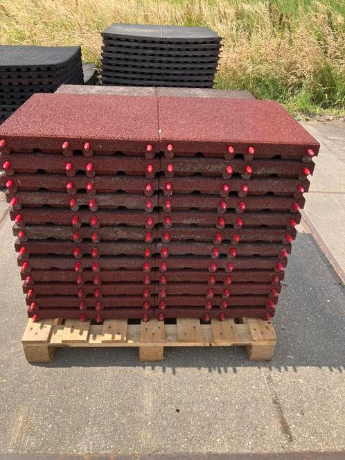 46 vochtdoorlatende rubberen tegels 50x50x6,5cm, Tuin en Terras, Terrasdelen en Vlonders, Zo goed als nieuw, Ophalen