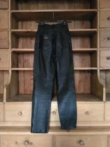 MOTOKLEDING beschikbaar voor biedingen