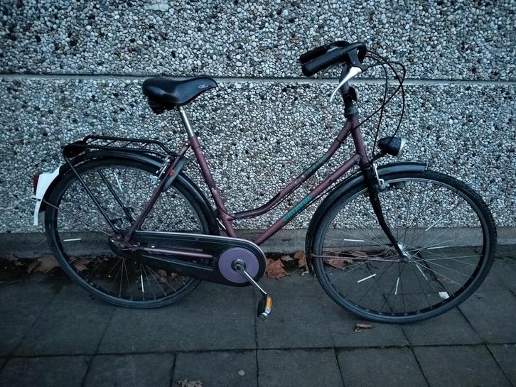 Batavus Torino 3v en axaslot, Vélos & Vélomoteurs, Vélos | Femmes | Vélos grand-mère, Enlèvement