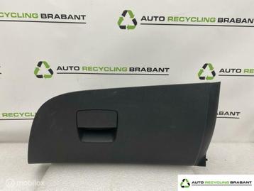 Dashboardkastje Opel ADAM ORIGINEEL 13349424 beschikbaar voor biedingen