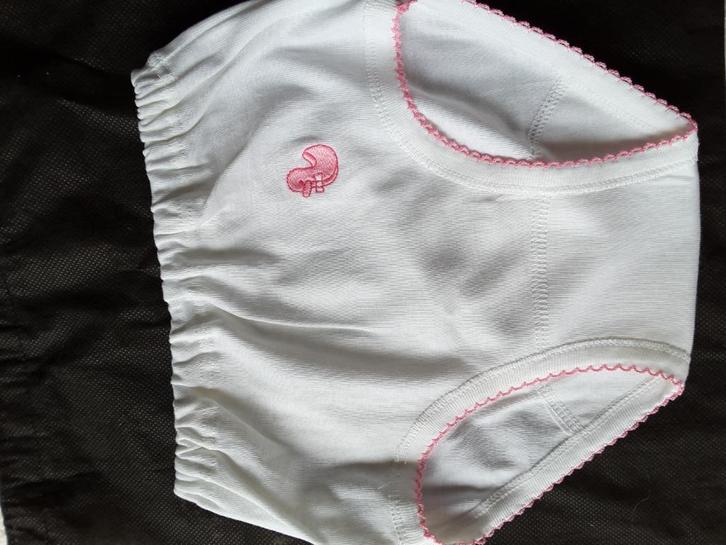 slip - wit slipje met roze patroon maat 140 katoen Chamois, Kinderen en Baby's, Kinderkleding | Maat 140, Nieuw, Jongen, Nacht- of Onderkleding