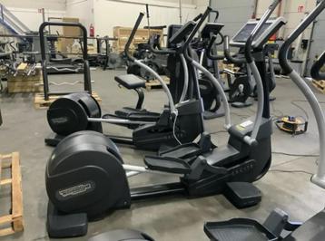 Technogym Excite Synchro Visioweb Crosstrainer disponible aux enchères