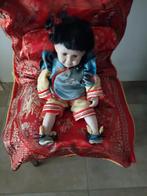 Mooie pop met kussens, Enlèvement, Poupée