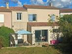 Rijtjeshuis - tuin en grachtenwater - Luberon Park, Dorp, 112 m², Frankrijk, La Brillanne