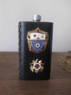 militair zakflesje, Ophalen