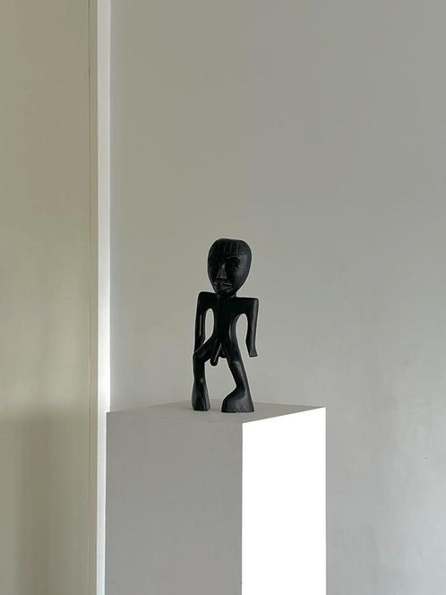 Groot Afrikaans houten beeld, Antiek en Kunst, Kunst | Beelden en Houtsnijwerken, Ophalen