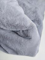 2,1 meter imitatie bont superieur grijs, Overige materialen, 120 cm of meer, Ophalen of Verzenden, Grijs