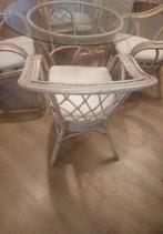 Mooie Rota ronde tafel met vier Rota launge stoelen., Huis en Inrichting, Tafels | Eettafels, Gebruikt, Vier personen, Overige houtsoorten