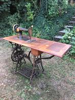URGENT antieke Singer-naaimachine, Hobby en Vrije tijd, Ophalen, Gebruikt, Naaimachine, Singer