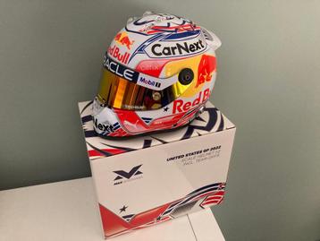  Max Verstappen 1:2 helm United States GP 2022 RB18 F1