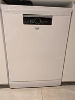 Vaatwasmachine Beko - 1 jaar oud, Elektronische apparatuur, Ophalen, Zo goed als nieuw