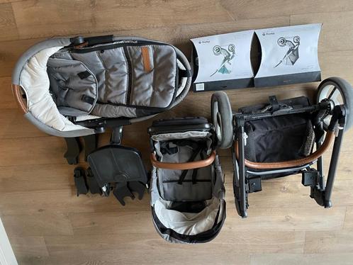 Buggy mutsy evo grey, €250 hele set, Kinderen en Baby's, Buggy's, Zo goed als nieuw, Overige merken, Regenhoes, Verstelbare rugleuning