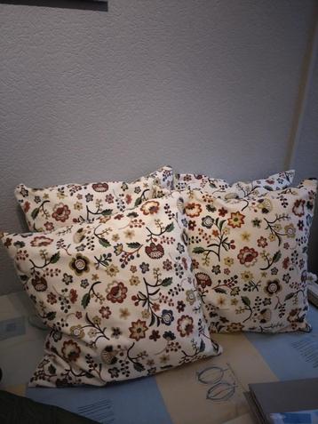 Set van 4 kussens. beschikbaar voor biedingen