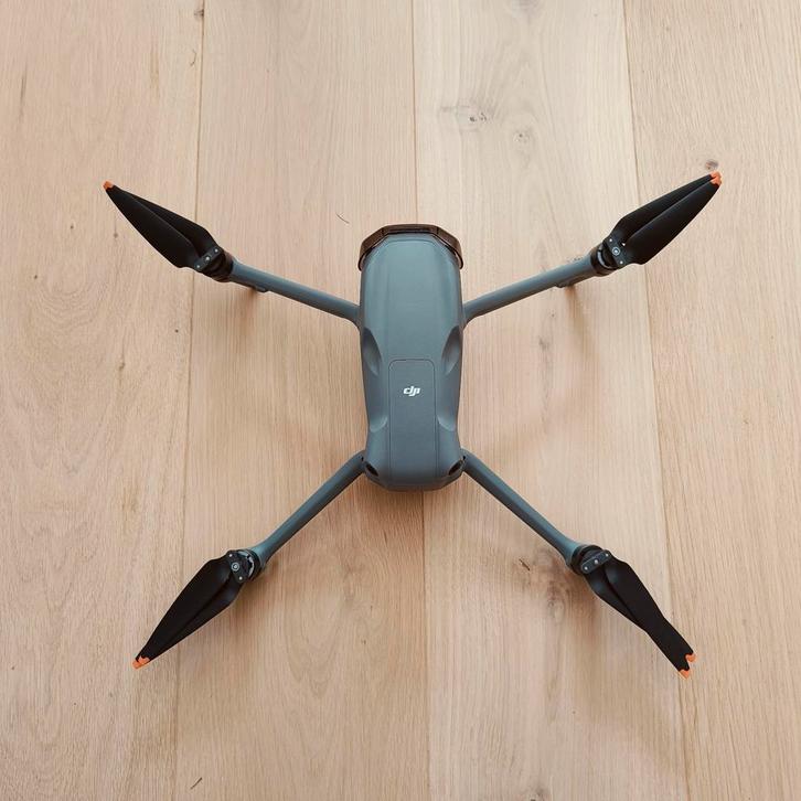 DJI AIR 3S FLY MORE COMBO, Audio, Tv en Foto, Drones, Zo goed als nieuw, Cameradrone, Topkwaliteit, DJI, 900 gram tot 4 kilo, 30 tot 45 minuten