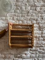 Kleine vintage handgemaakte plank van geweven rotan, Huis en Inrichting, Woonaccessoires | Etagères, Gebruikt