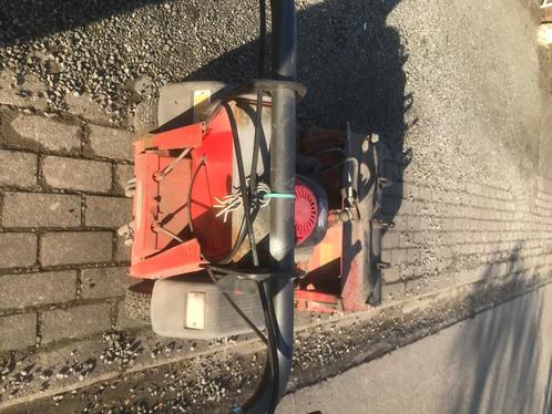 Veegborstelmachine Honda, Zakelijke goederen, Machines en Bouw | Onderhoud en Reiniging, Ophalen