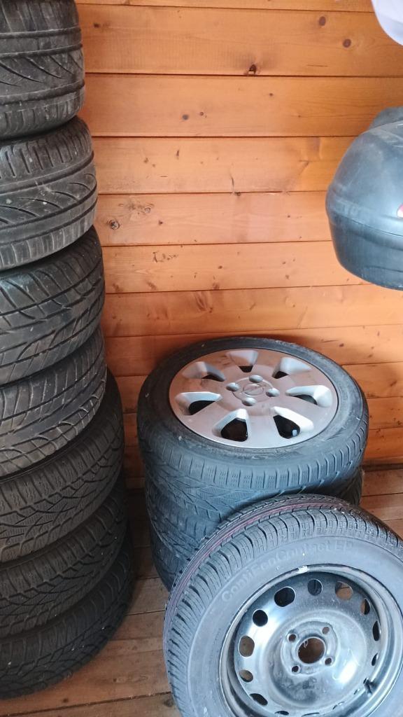 Banden en velgen, Auto-onderdelen, Banden en Velgen, Band(en), Zomerbanden, 15 inch, 205 mm, Personenwagen, Nieuw, Ophalen