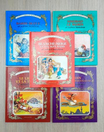 Lot 5 livres de Contes et Fables beschikbaar voor biedingen