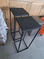 Ijzeren tafeltjes, Ophalen